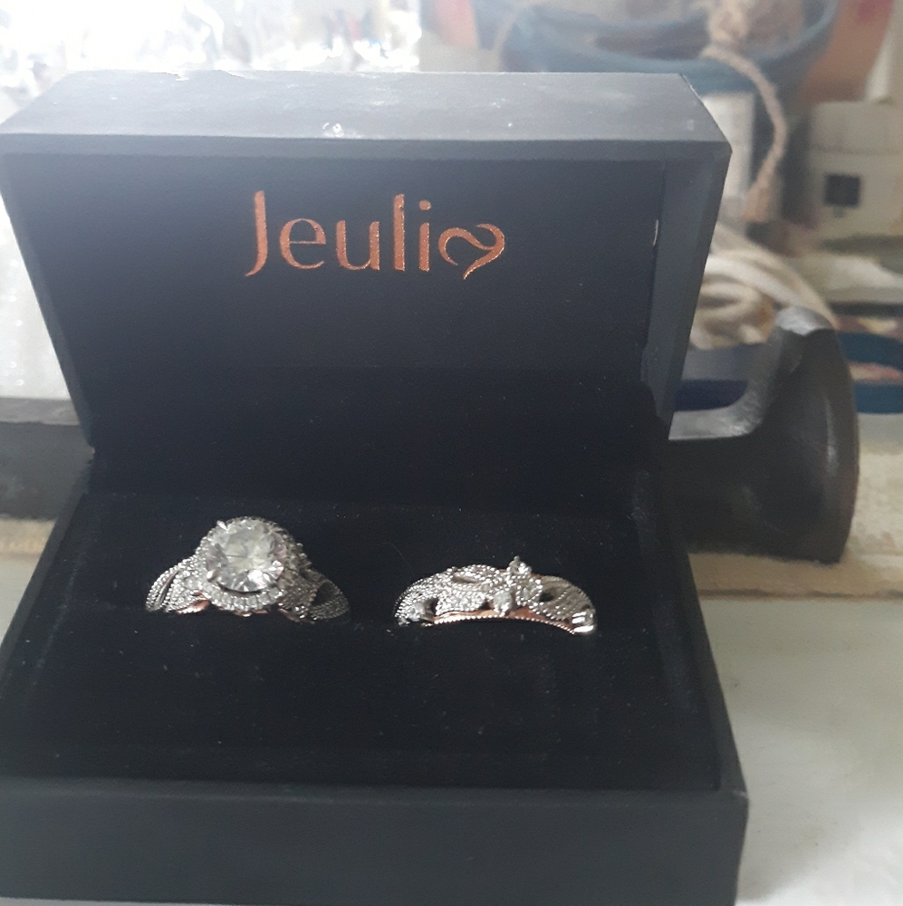 Size 7 rose gold engagement ring set
